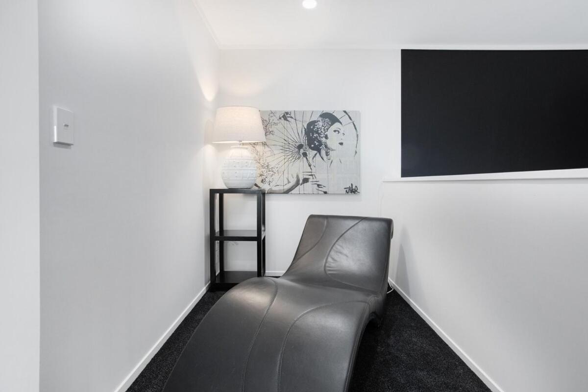 Chic Modern 2br Heart Of Manukau Apartment Auckland